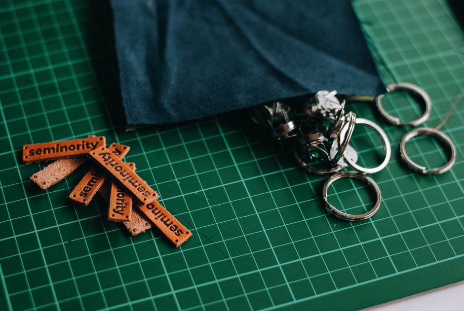 Kožni privjesak za ključeve — Cipelina webshop